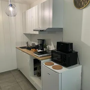 grand-studio-neuf-apartment.fr-paris.fr/